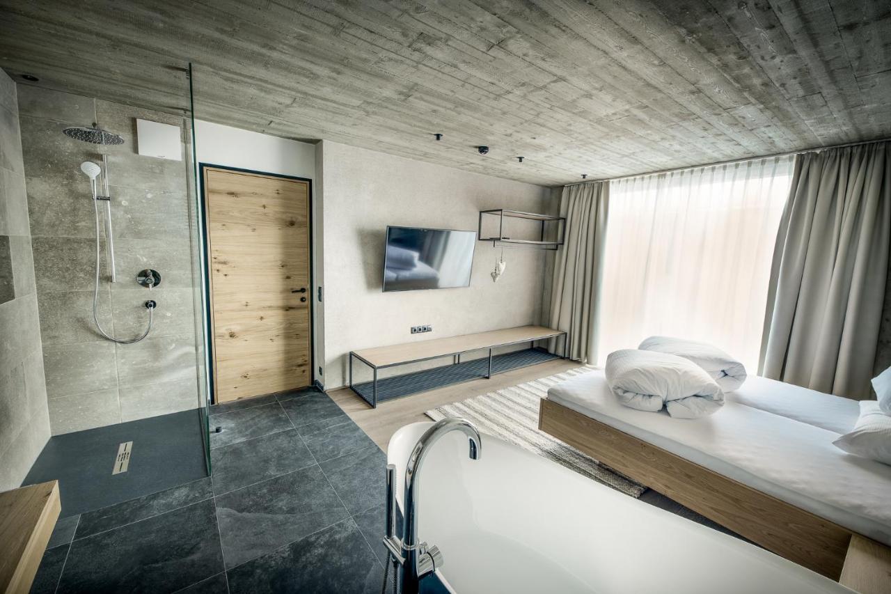Glanz & Glory Appartements Laengenfeld Eksteriør billede